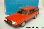 Volvo_240_Wagon_Red_Emek_aS.jpg (6120 bytes)