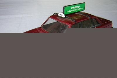 Volvo_244_GLT_Taxi_Sweden_DarkRed_aN.jpg (53816 bytes)