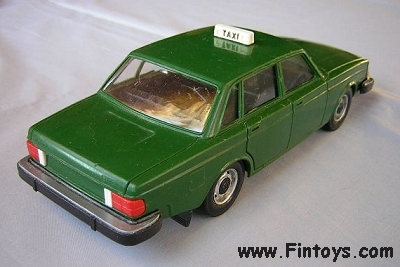Volvo_244_GL_Green_v2_Taxi_bN.jpg (77015 bytes)