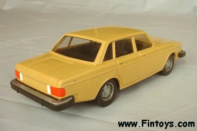 Volvo_244_GL_LightBraun_bN.jpg (21990 bytes)