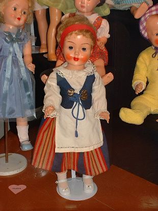 dollytex_3.jpg (29337 bytes)