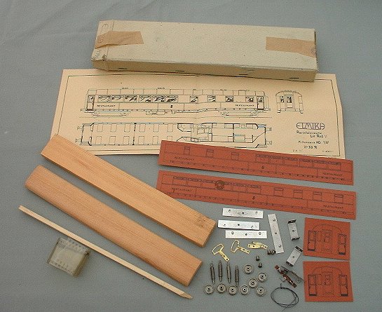 elmika_h38r_3.JPG (64075 bytes)